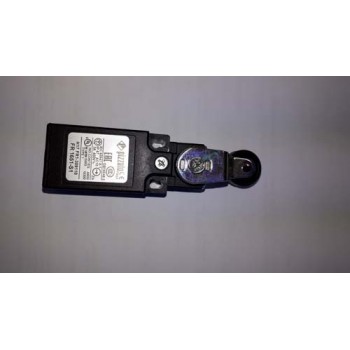 9686049
